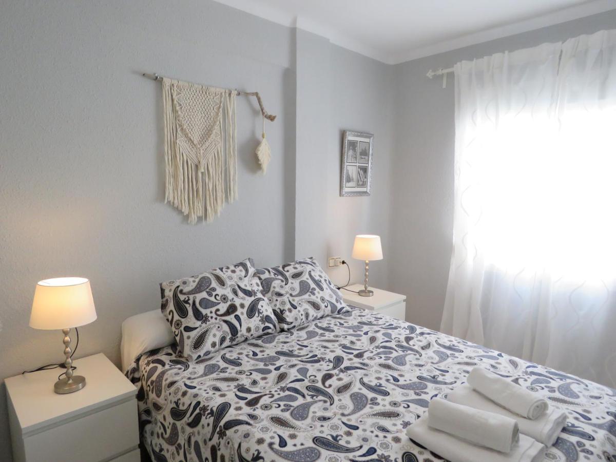 Apartamento Avenida Нерха Екстериор снимка